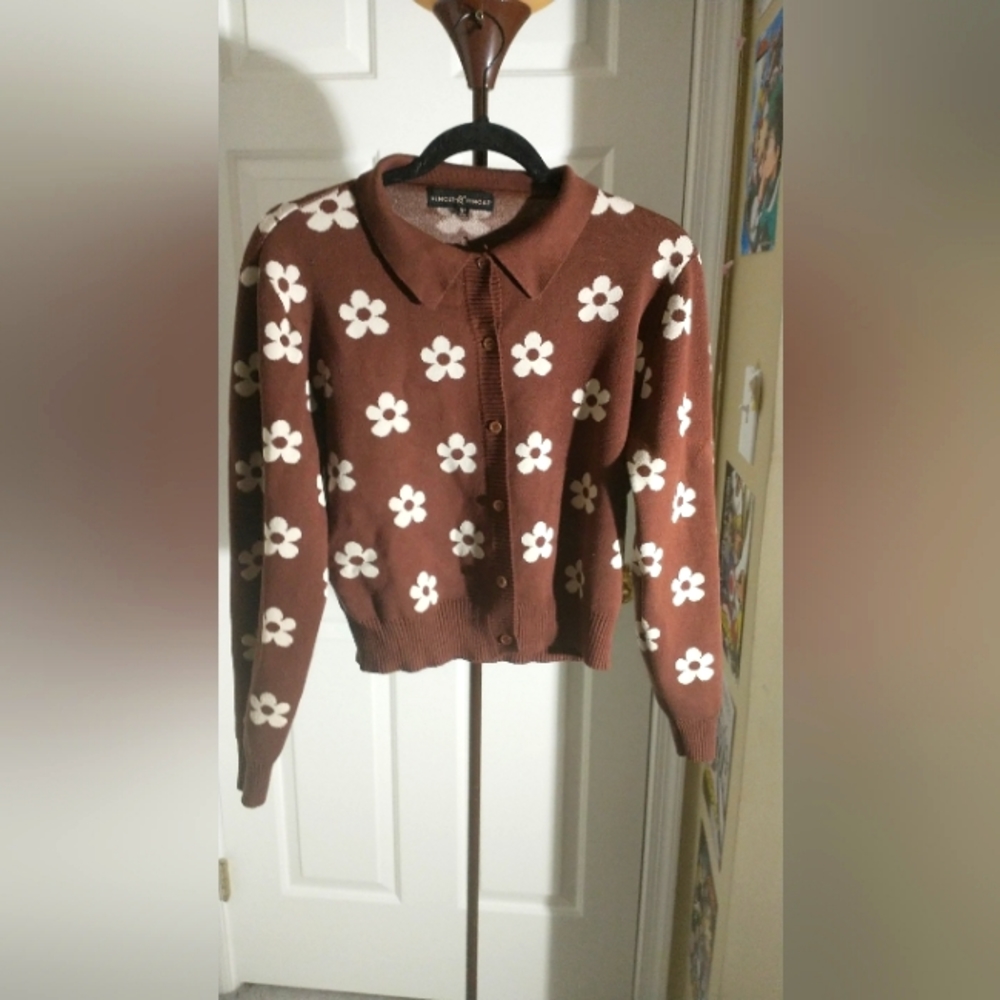 Collard Flower Cardigan